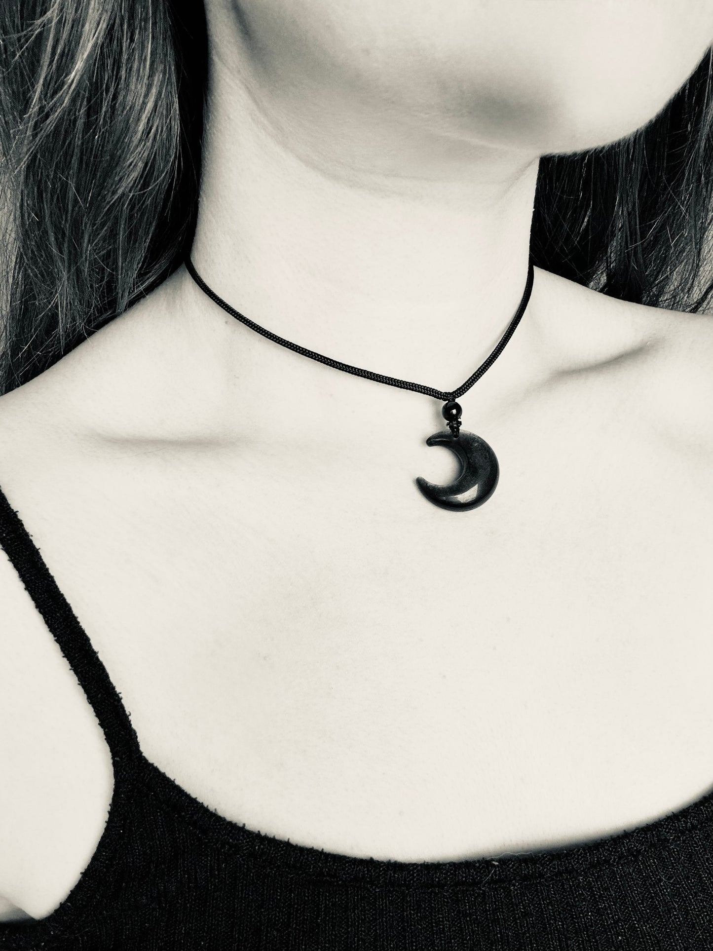 Collier cordon ajustable - Lune Obsidienne argentée