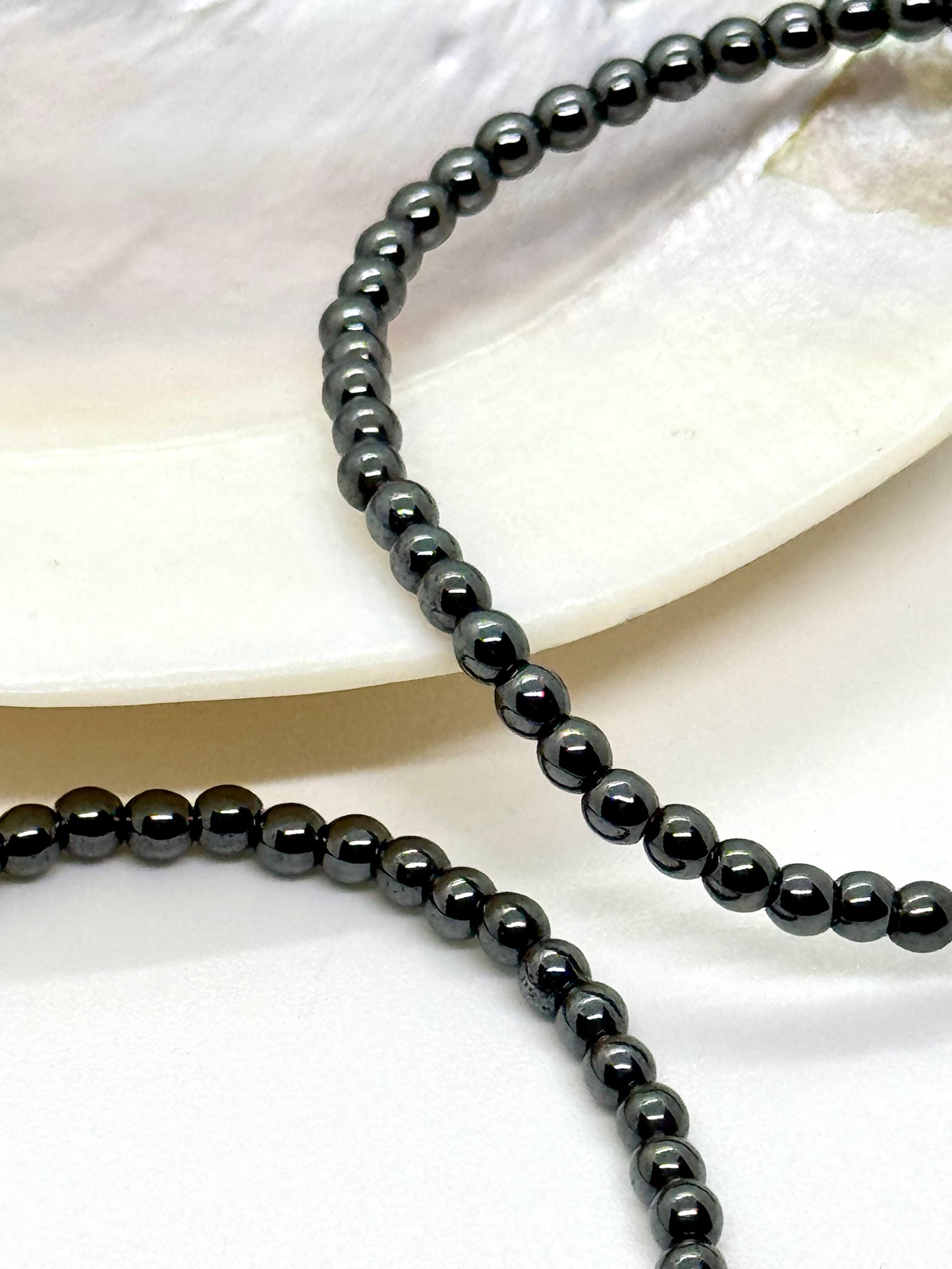 Bracelet en perles - Hématite - 04mm