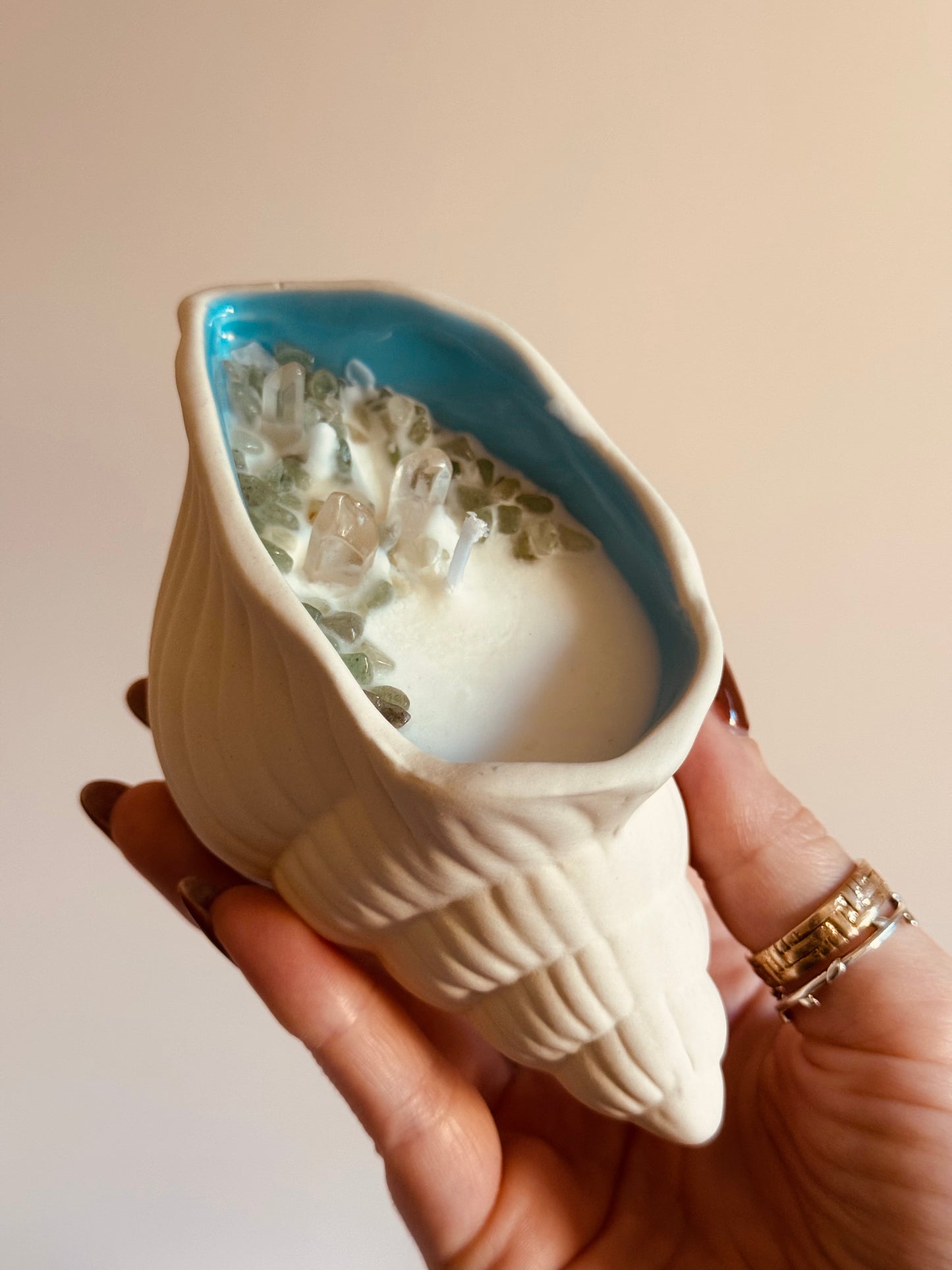 Bougie petit coquillage - Cannelle/épices - Aventurine verte/Cristal de roche