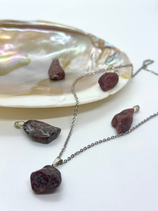 Collier pierre roulée Rhodonite - Chaîne en acier inoxydable